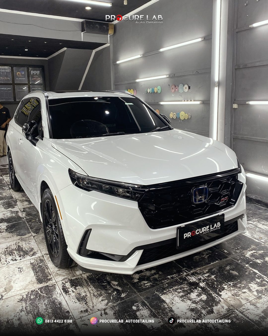 Pemasangan PPF dan Peredam Diosdella Musica pada Honda CR-V RS e-HEV